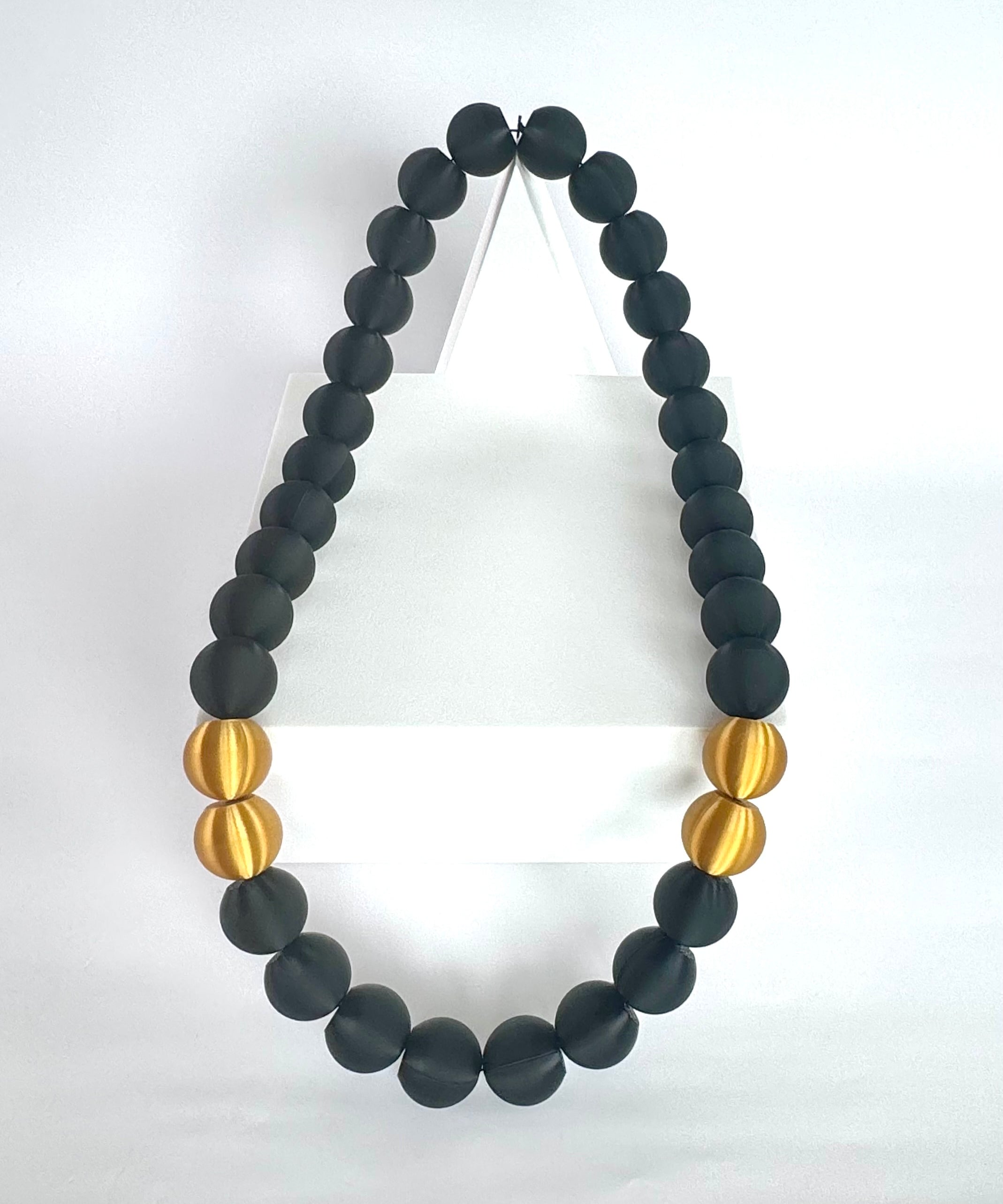 Black + Gold Stripes Bubble Chain
