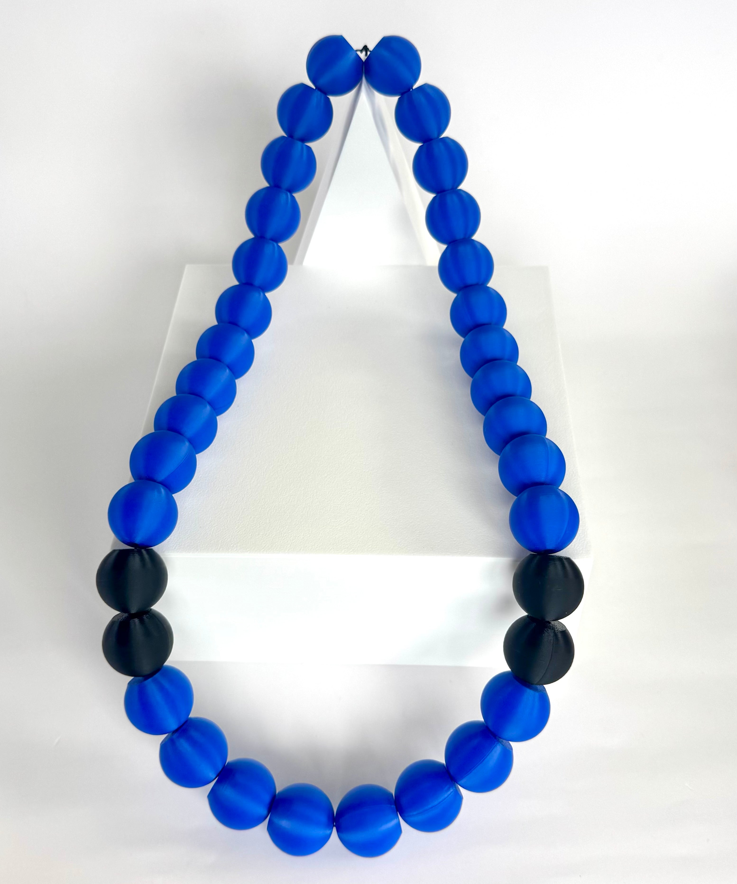 Blue + Black Stripes Bubble Chain