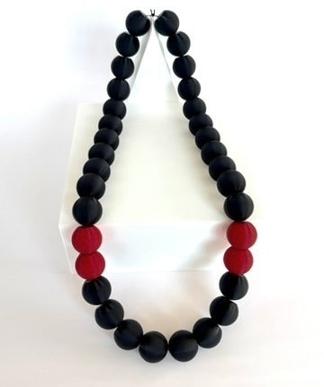 Black + Crimson Red Stripes Bubble Chain (digital color preview)