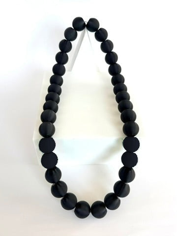 Black (Solid) Bubble Chain (digital color preview)
