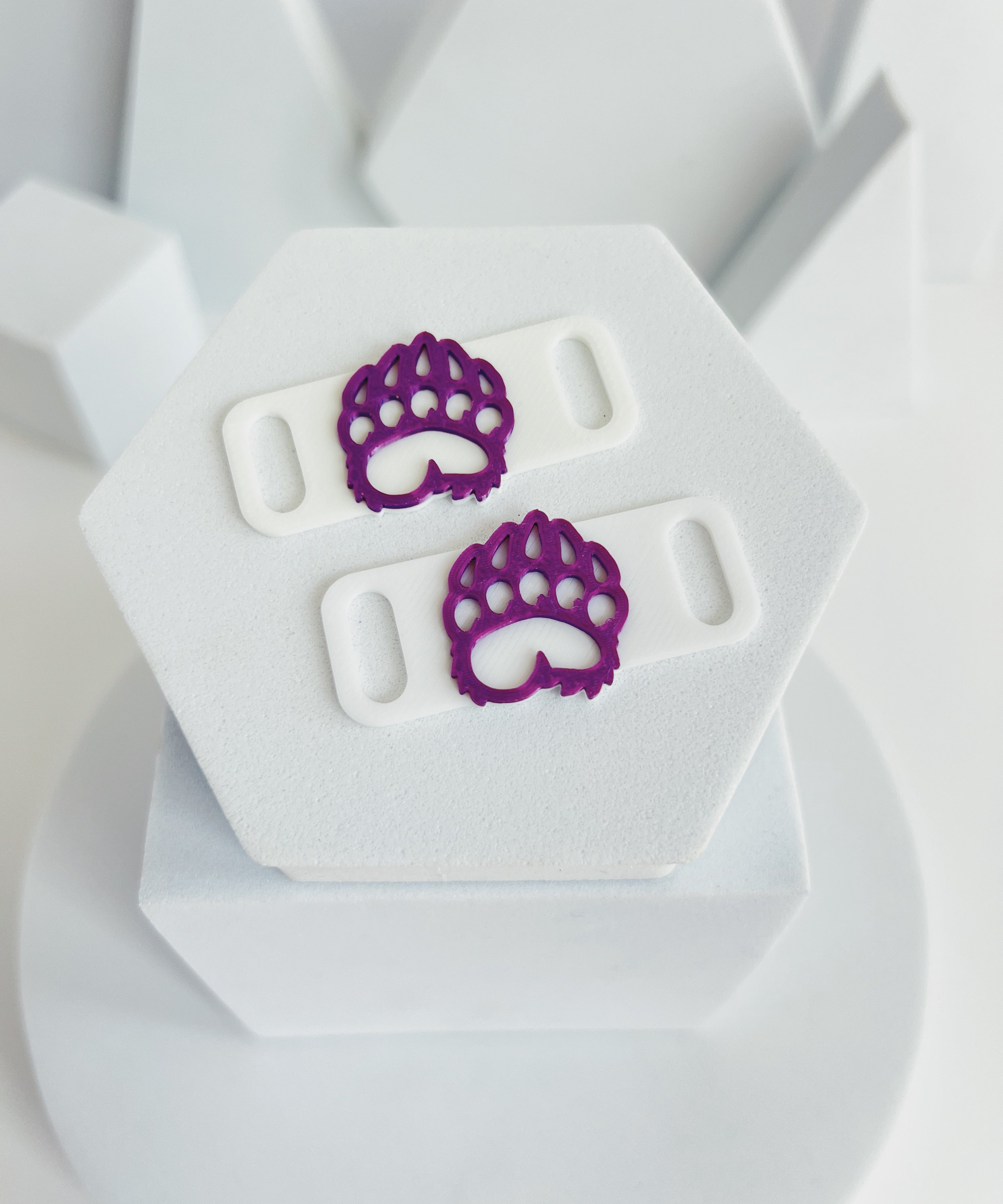 cherokee bluff bears flat lace hugger paw print 2